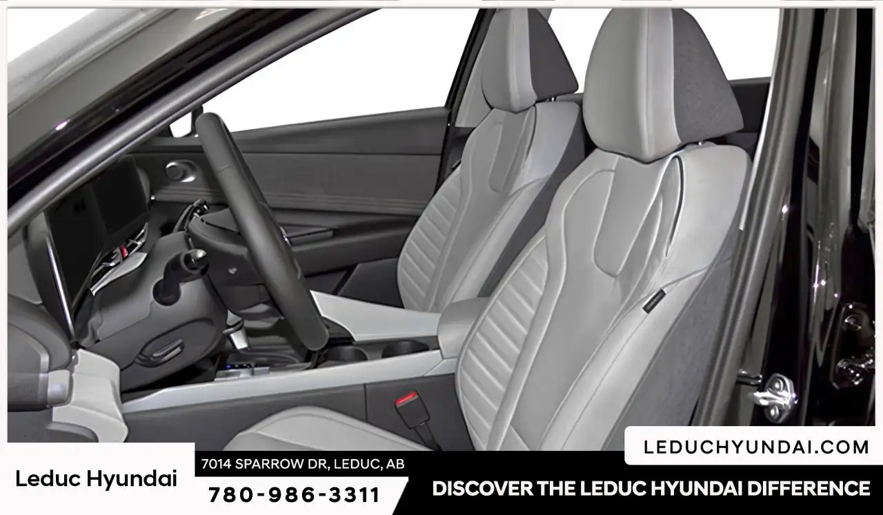 Hyundai ELANTRA photo Hyundai ELANTRA
