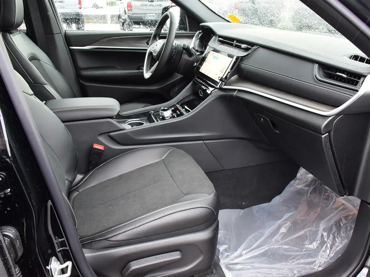 Jeep Grand Cherokee снимка Jeep Grand Cherokee
