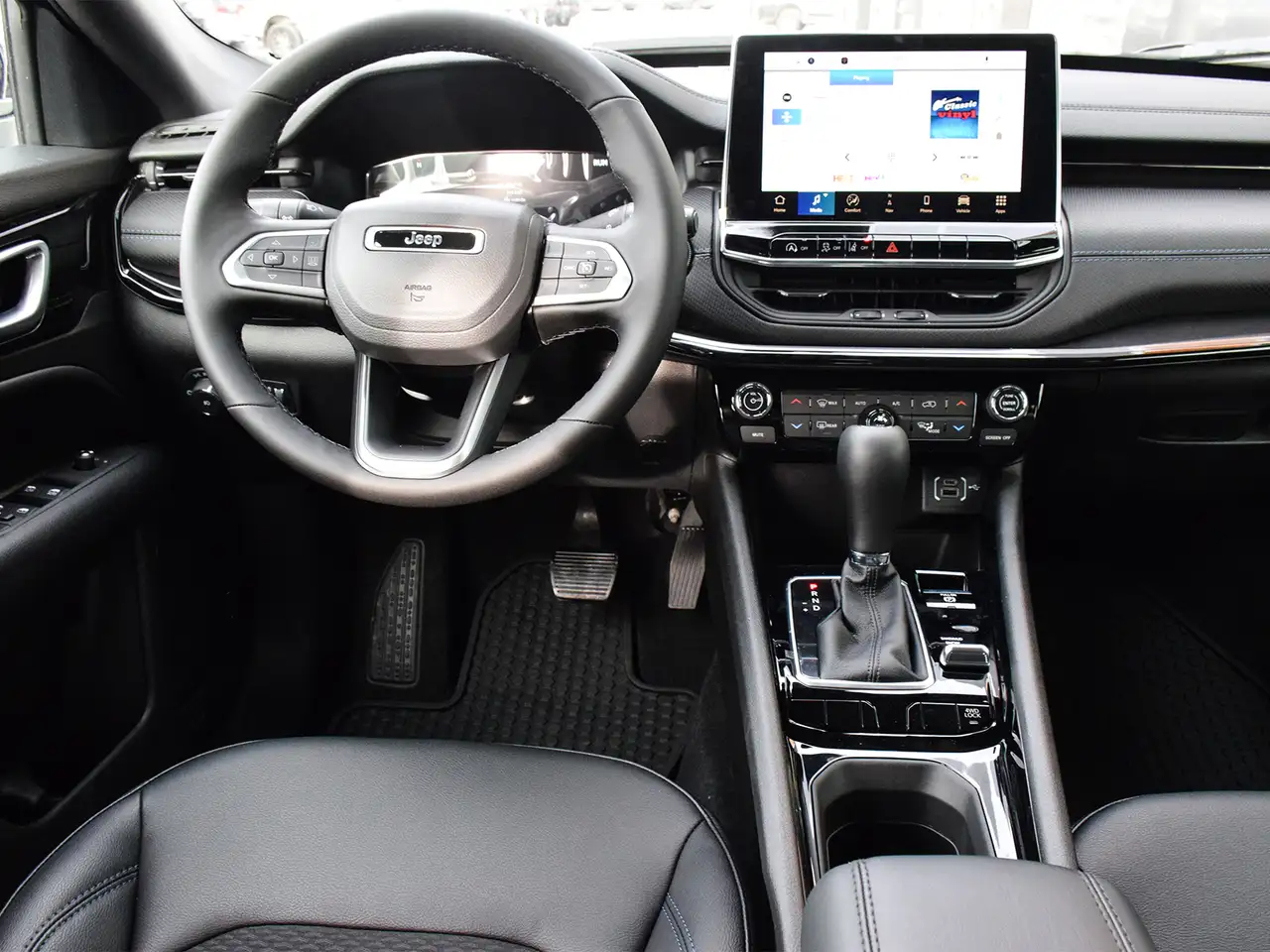 Jeep Compass photo Jeep Compass