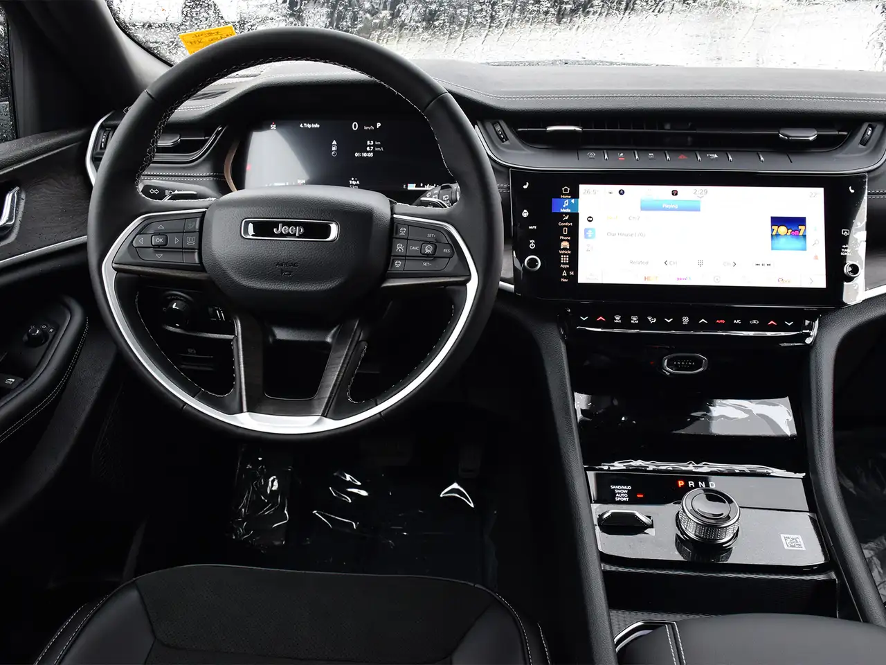 Jeep Grand Cherokee снимка Jeep Grand Cherokee