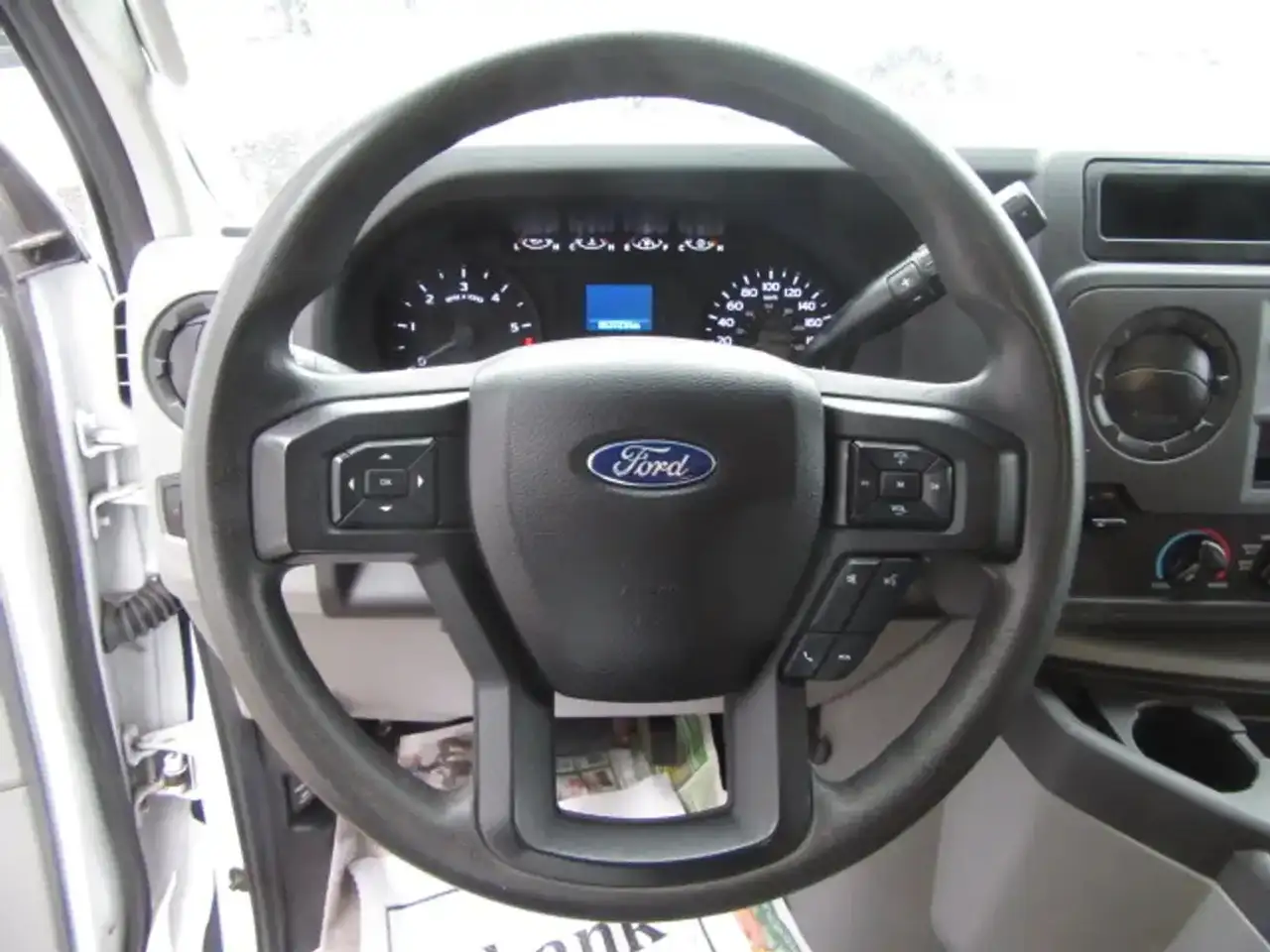 2021 Ford E-450