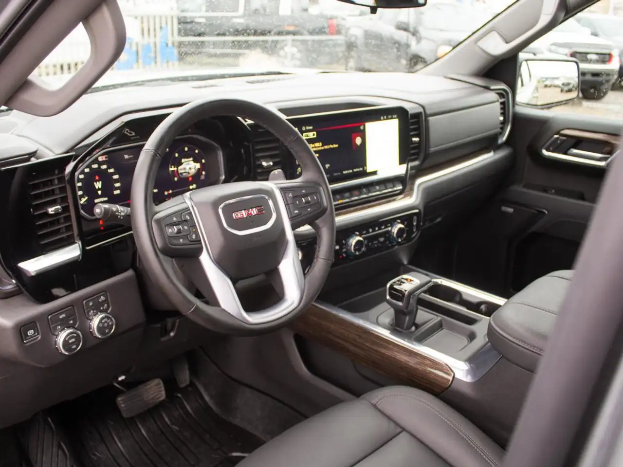 GMC Sierra 1500 снимка GMC Sierra 1500