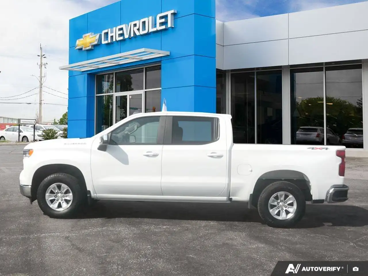 Chevrolet Silverado 1500 снимка Chevrolet Silverado 1500