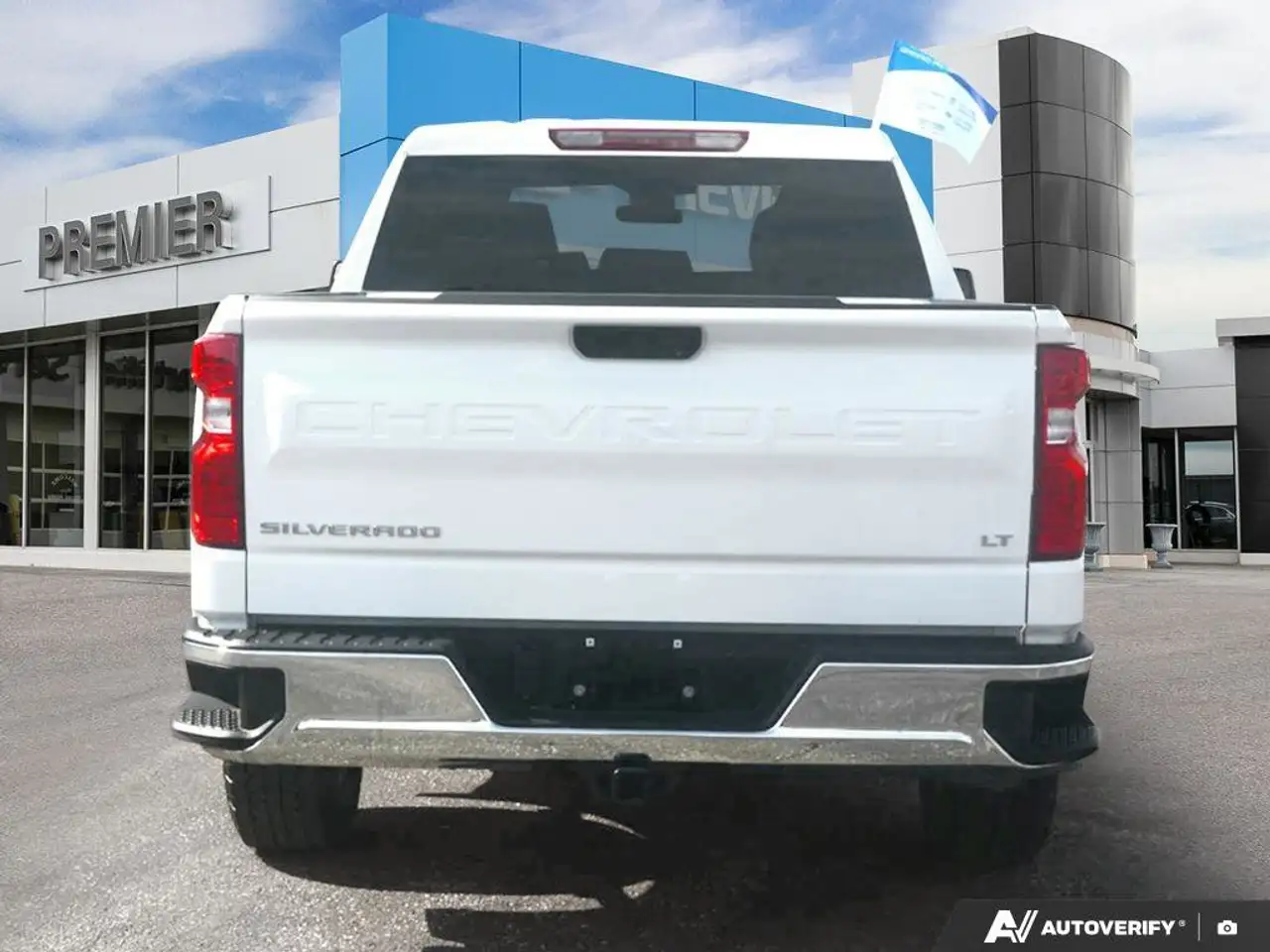 Chevrolet Silverado 1500 снимка Chevrolet Silverado 1500