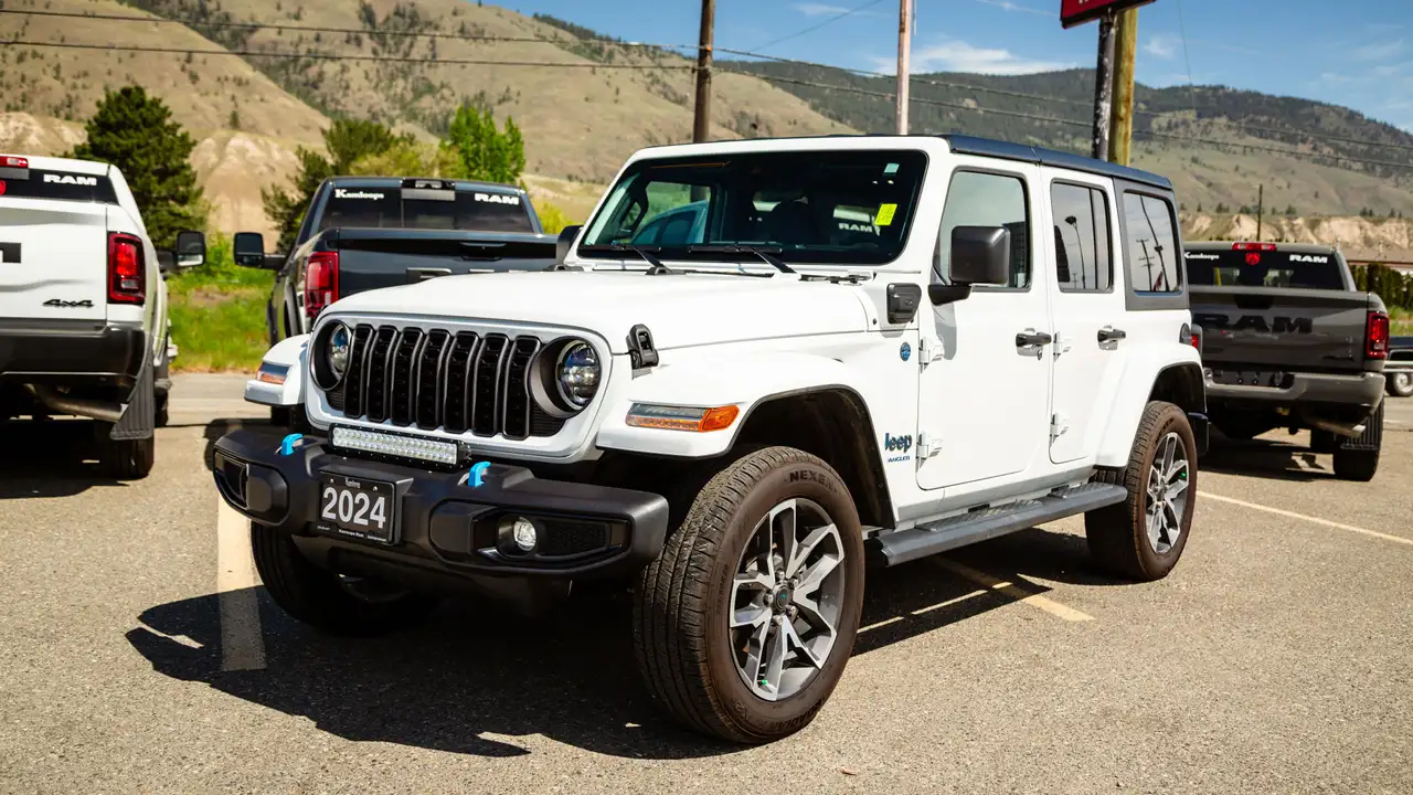Jeep Wrangler снимка Jeep Wrangler