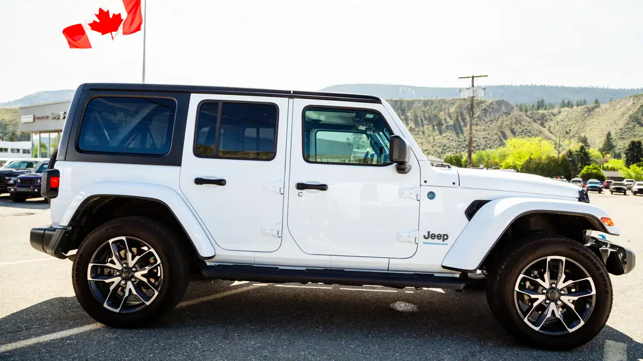 Jeep Wrangler снимка Jeep Wrangler
