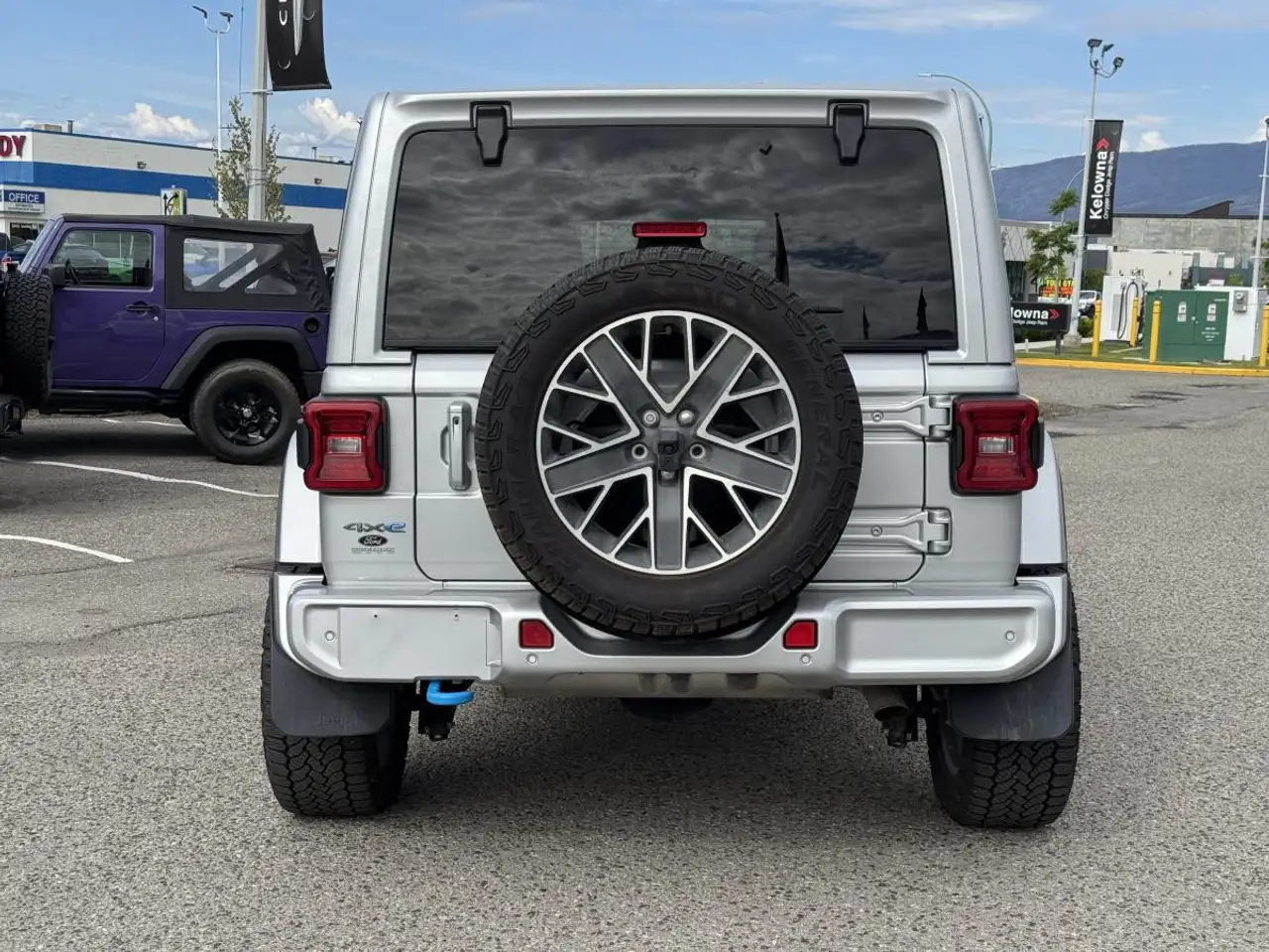 Jeep Wrangler снимка Jeep Wrangler