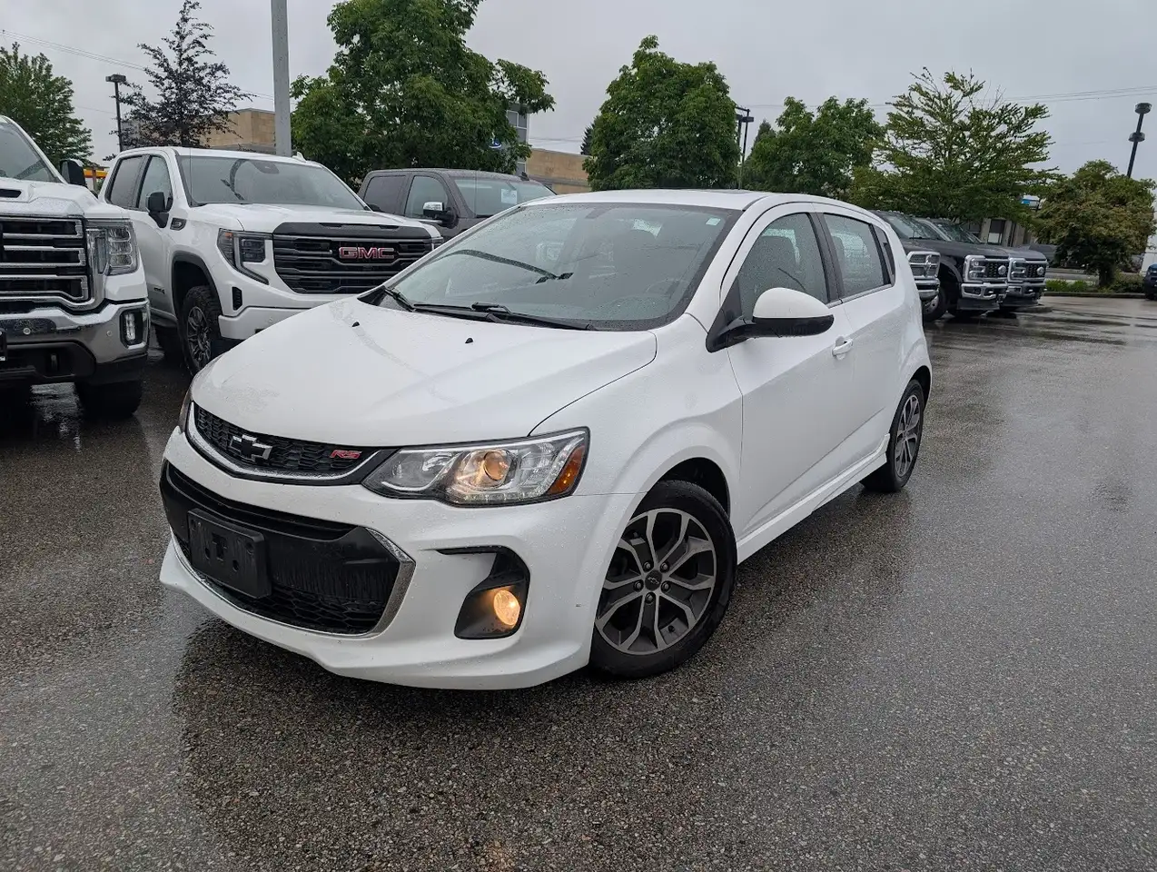 Chevrolet Sonic photo Chevrolet Sonic