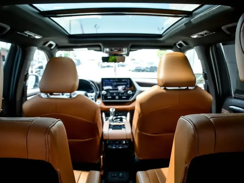 Toyota Highlander снимка Toyota Highlander