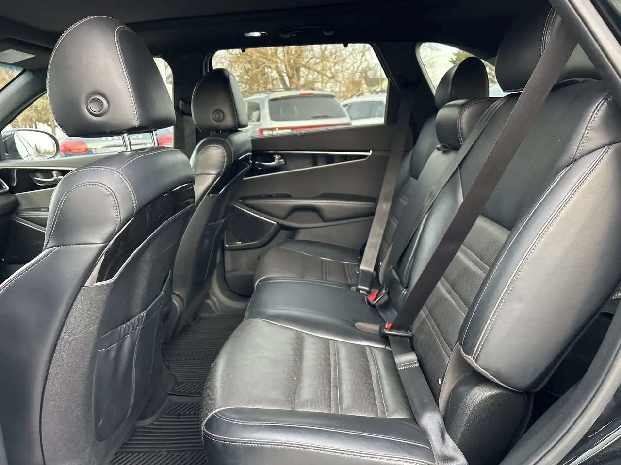 Kia Sorento photo Kia Sorento
