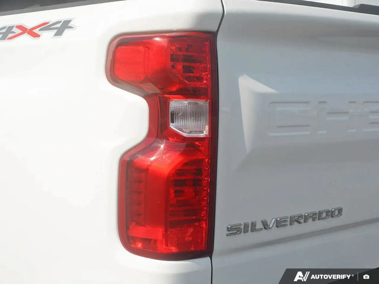 Chevrolet Silverado 1500 снимка Chevrolet Silverado 1500