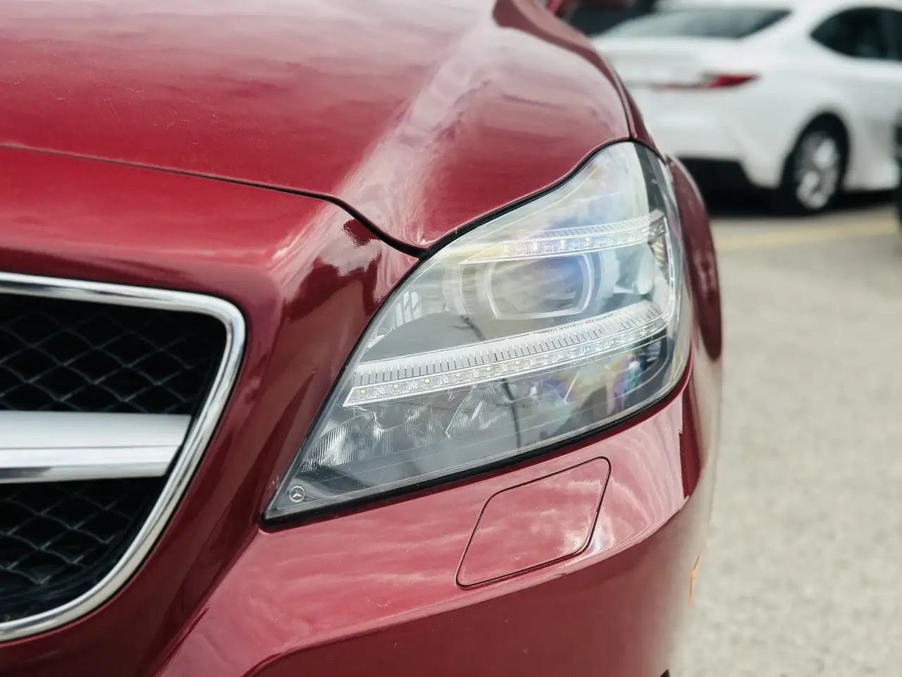 Mercedes-Benz CLS снимка Mercedes-Benz CLS