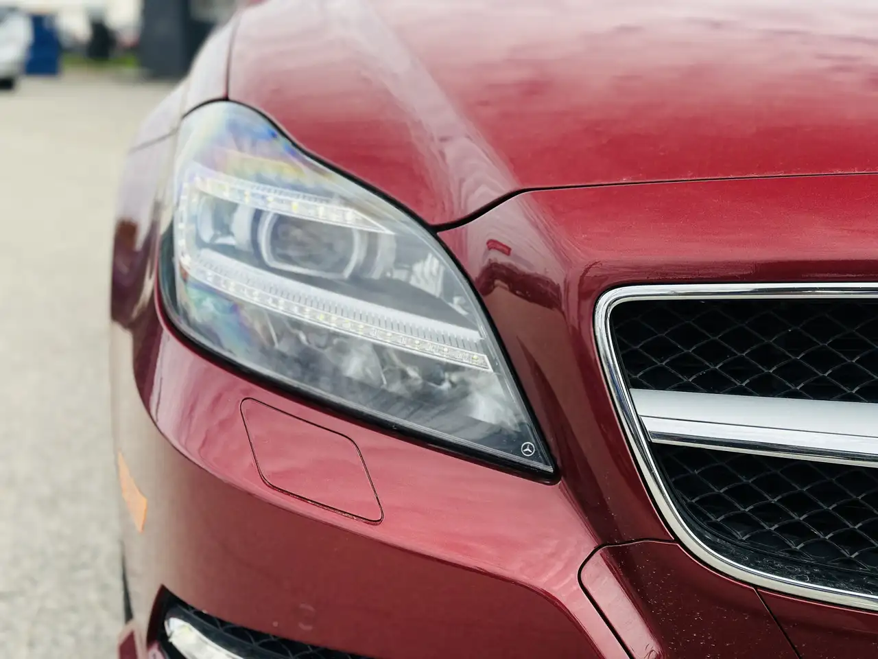 Mercedes-Benz CLS снимка Mercedes-Benz CLS
