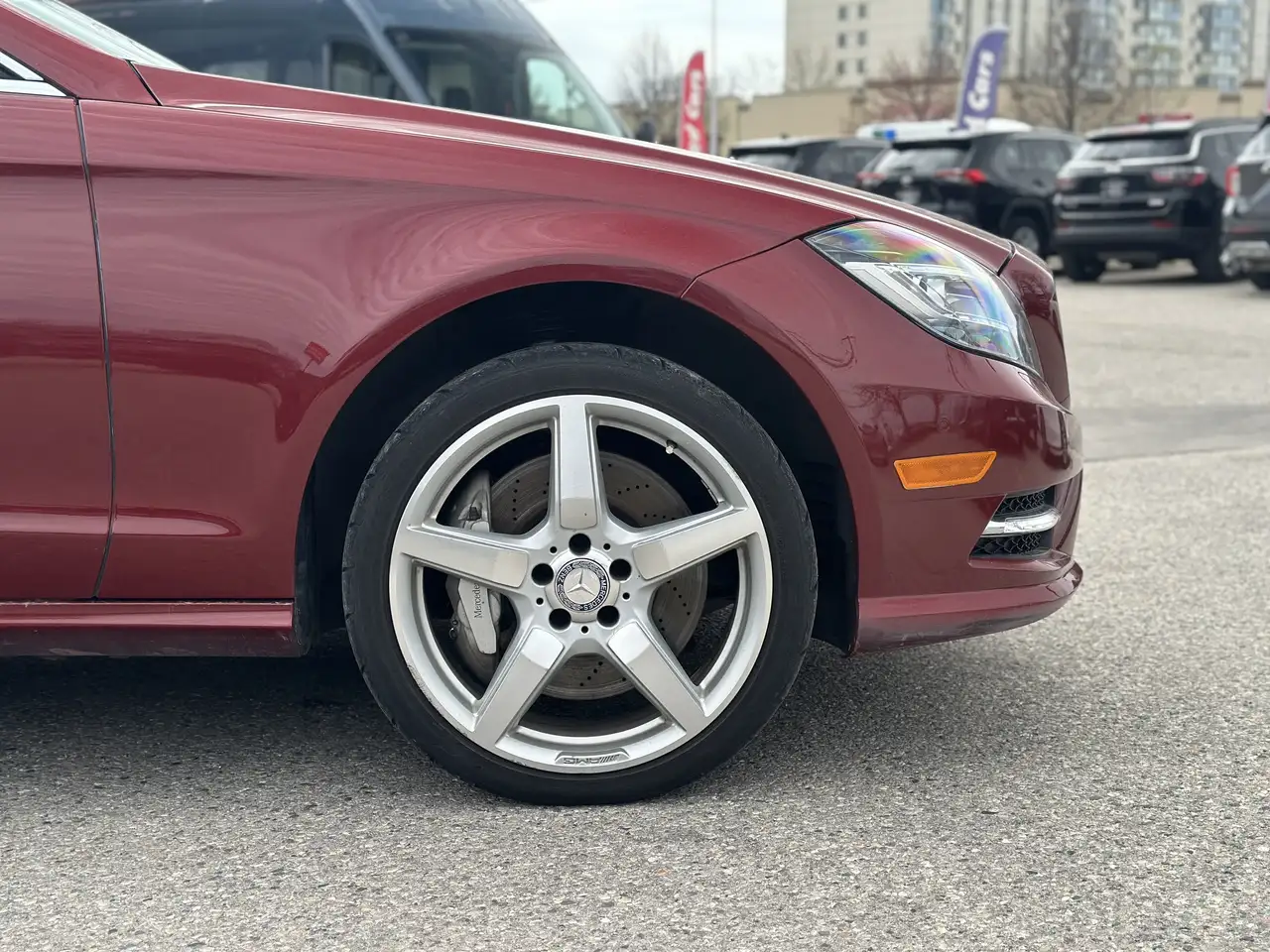 Mercedes-Benz CLS снимка Mercedes-Benz CLS