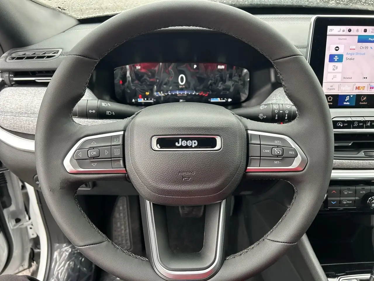 Jeep Compass photo Jeep Compass
