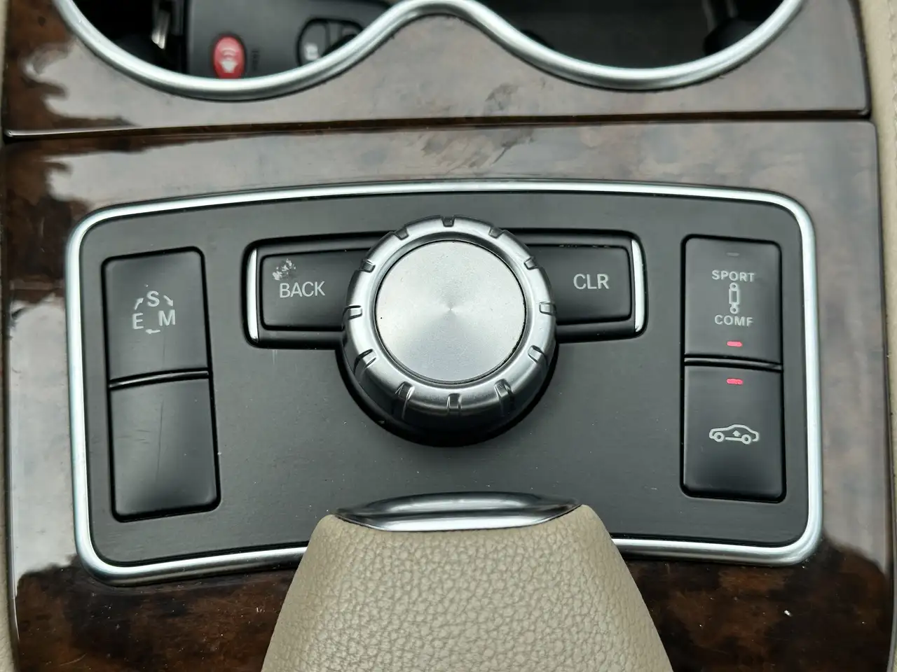 Mercedes-Benz CLS снимка Mercedes-Benz CLS