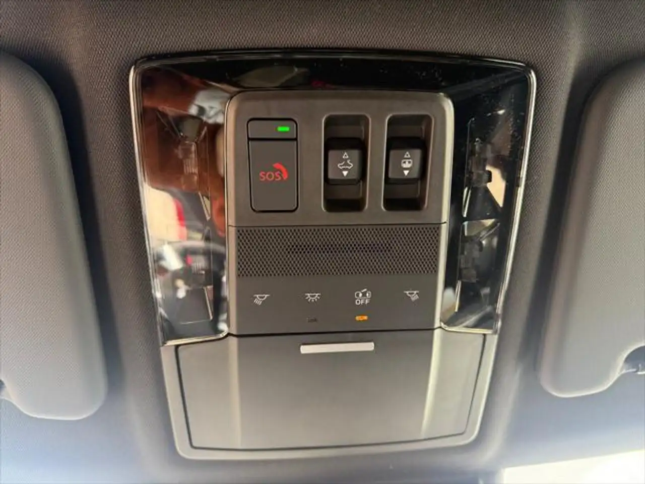Mitsubishi Outlander снимка Mitsubishi Outlander