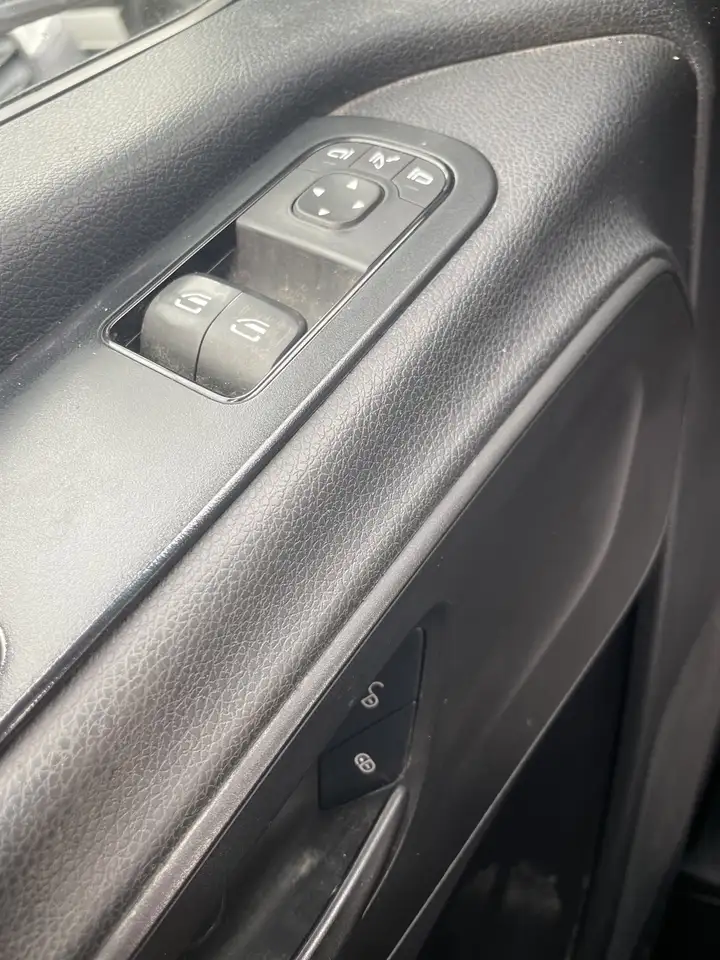 Mercedes-Benz Sprinter снимка Mercedes-Benz Sprinter