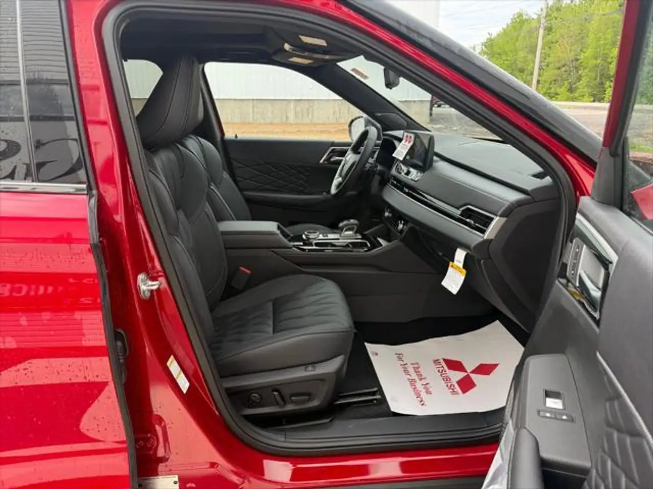 Mitsubishi Outlander снимка Mitsubishi Outlander