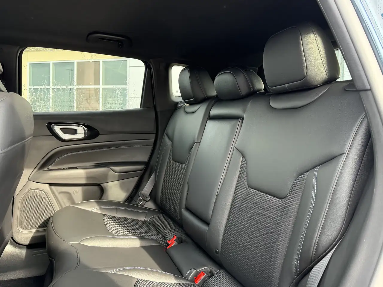 Jeep Compass photo Jeep Compass