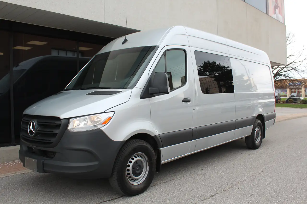 Mercedes-Benz Sprinter снимка Mercedes-Benz Sprinter