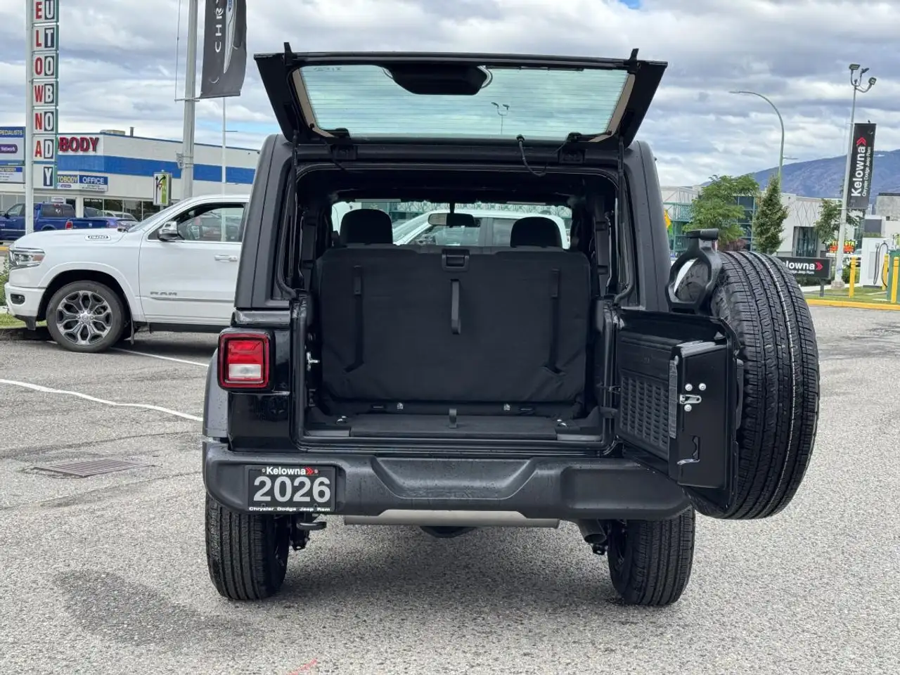 Jeep Wrangler снимка Jeep Wrangler