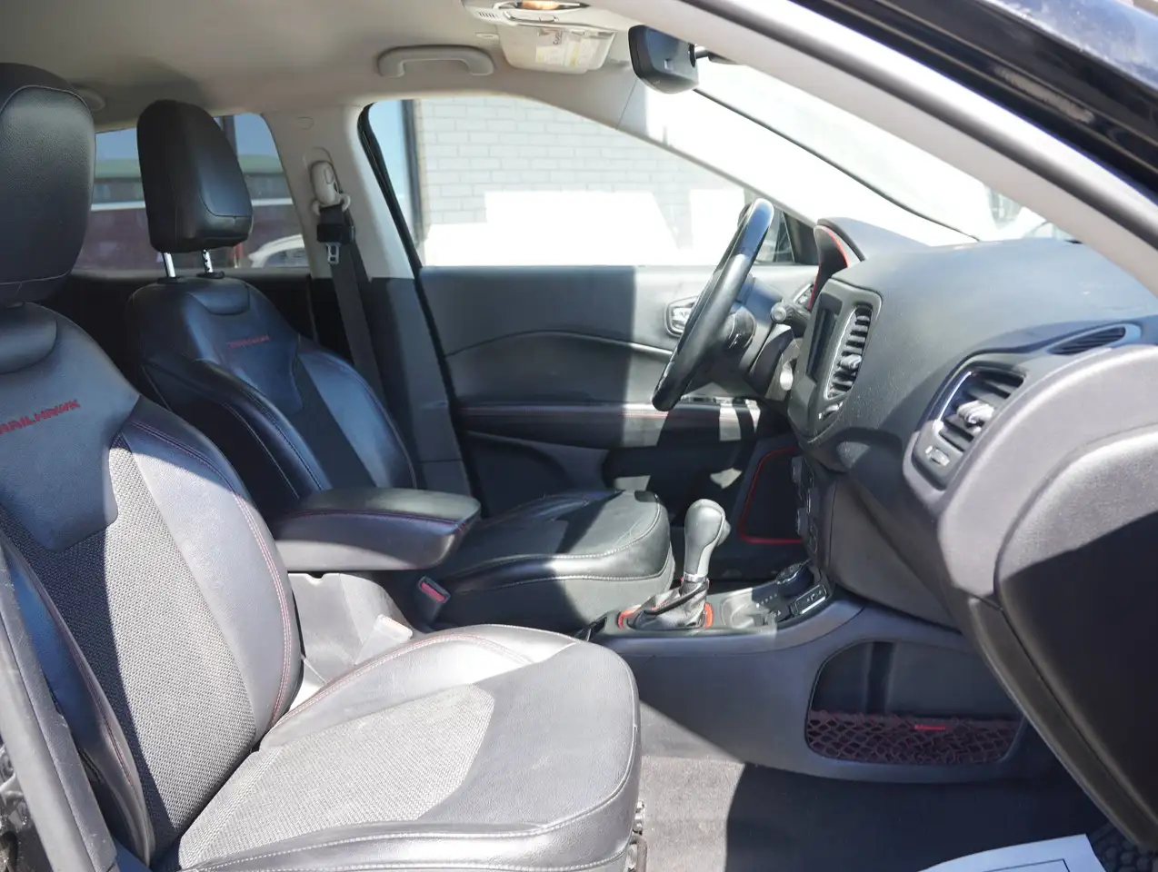 Jeep Compass photo Jeep Compass
