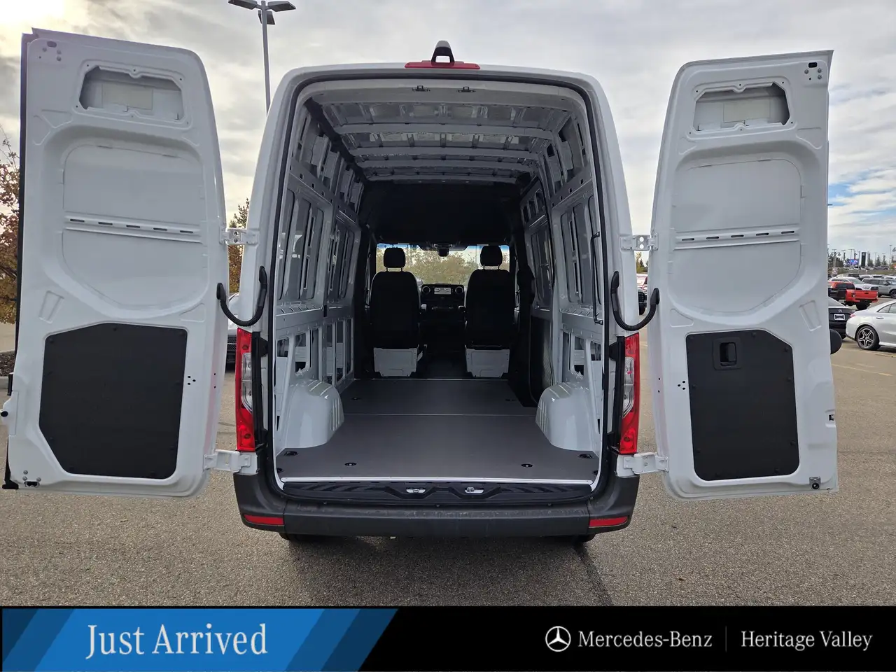 Mercedes-Benz Sprinter снимка Mercedes-Benz Sprinter