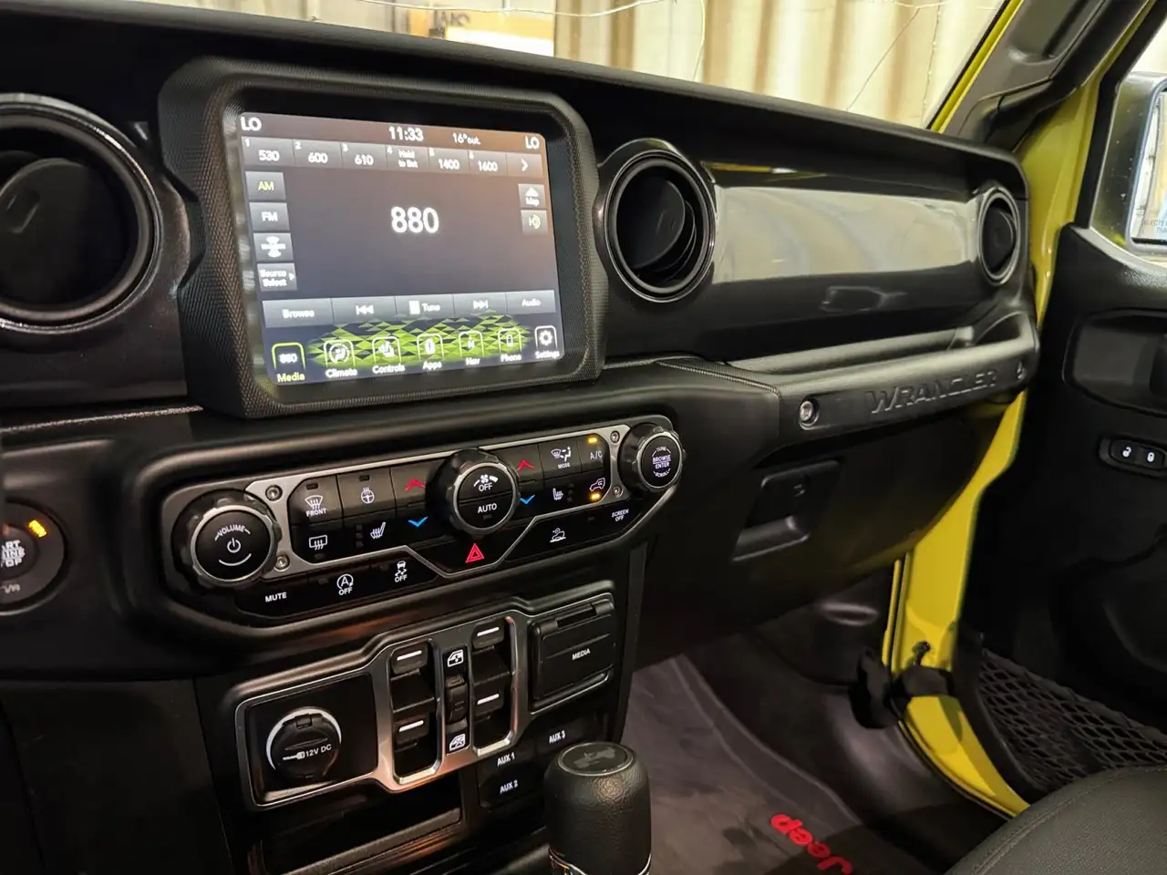 Jeep Wrangler снимка Jeep Wrangler