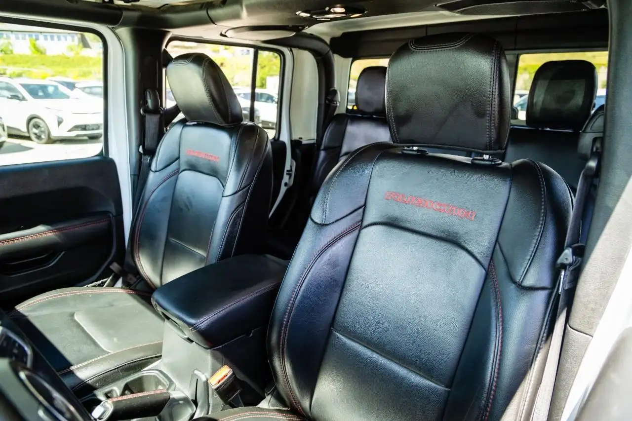 Jeep Gladiator photo Jeep Gladiator