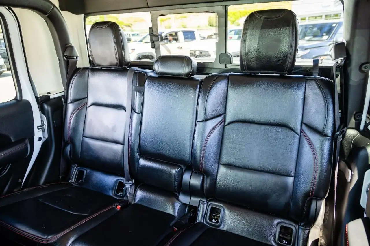 Jeep Gladiator photo Jeep Gladiator