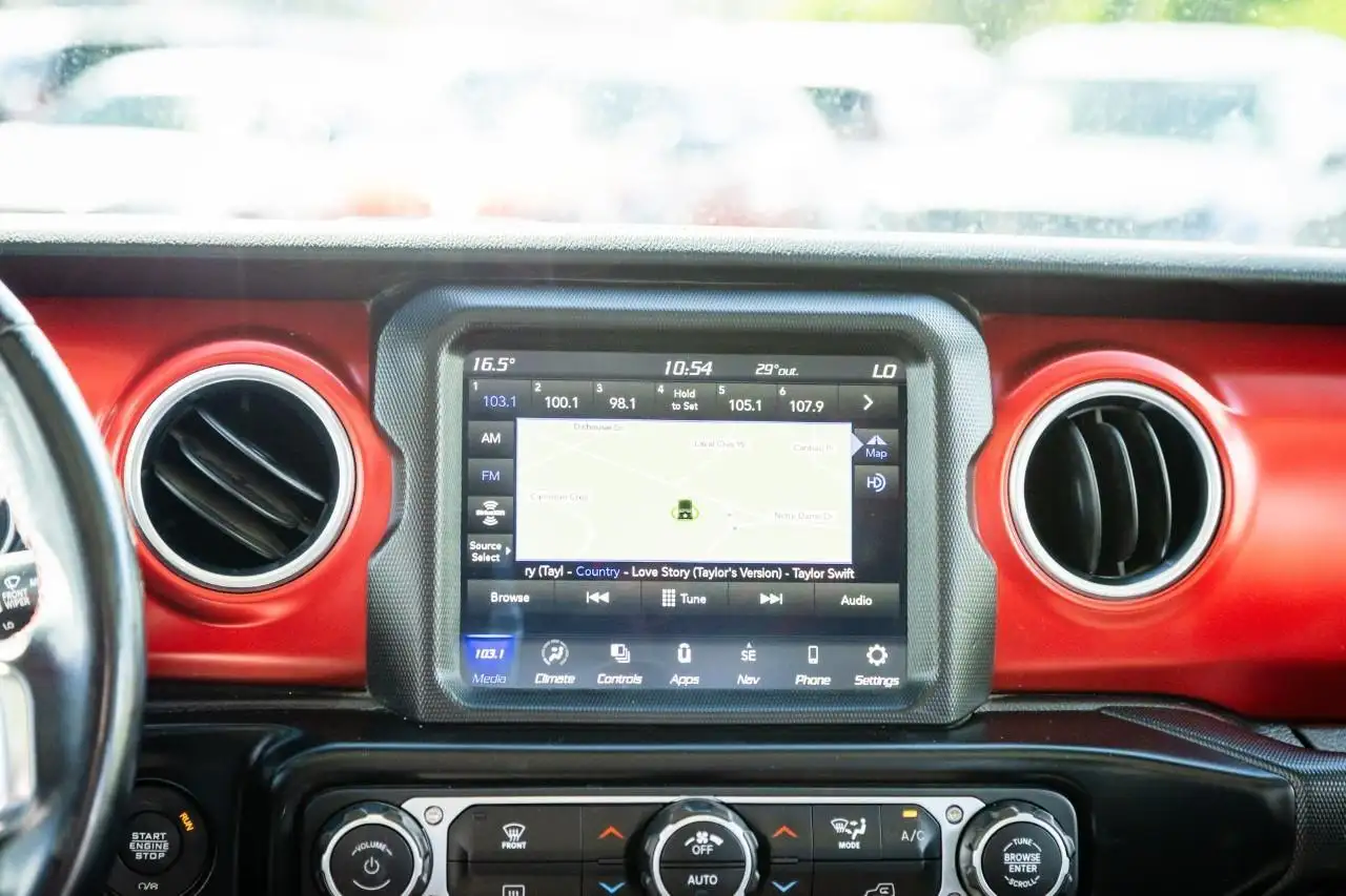 Jeep Gladiator photo Jeep Gladiator