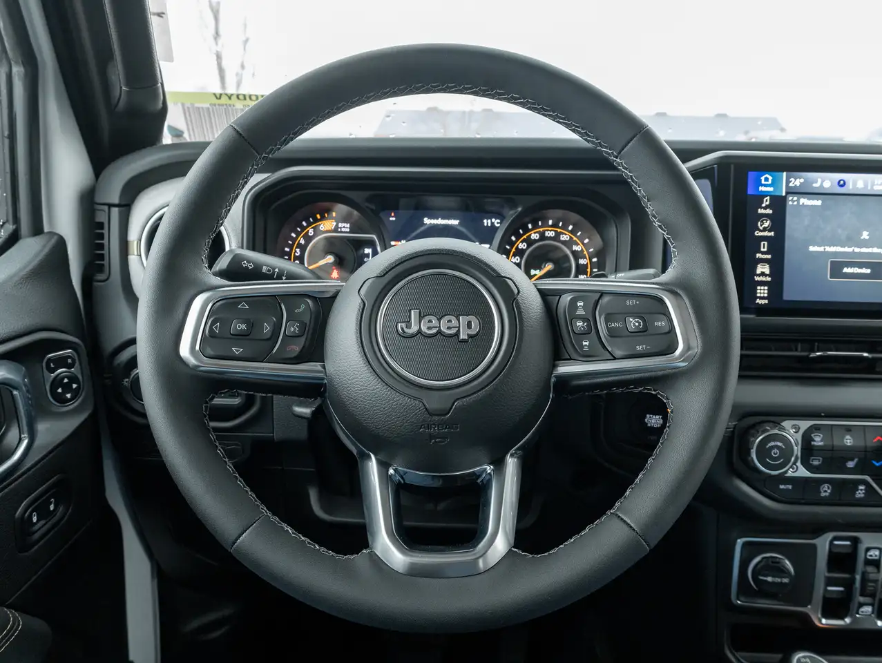 Jeep Wrangler снимка Jeep Wrangler