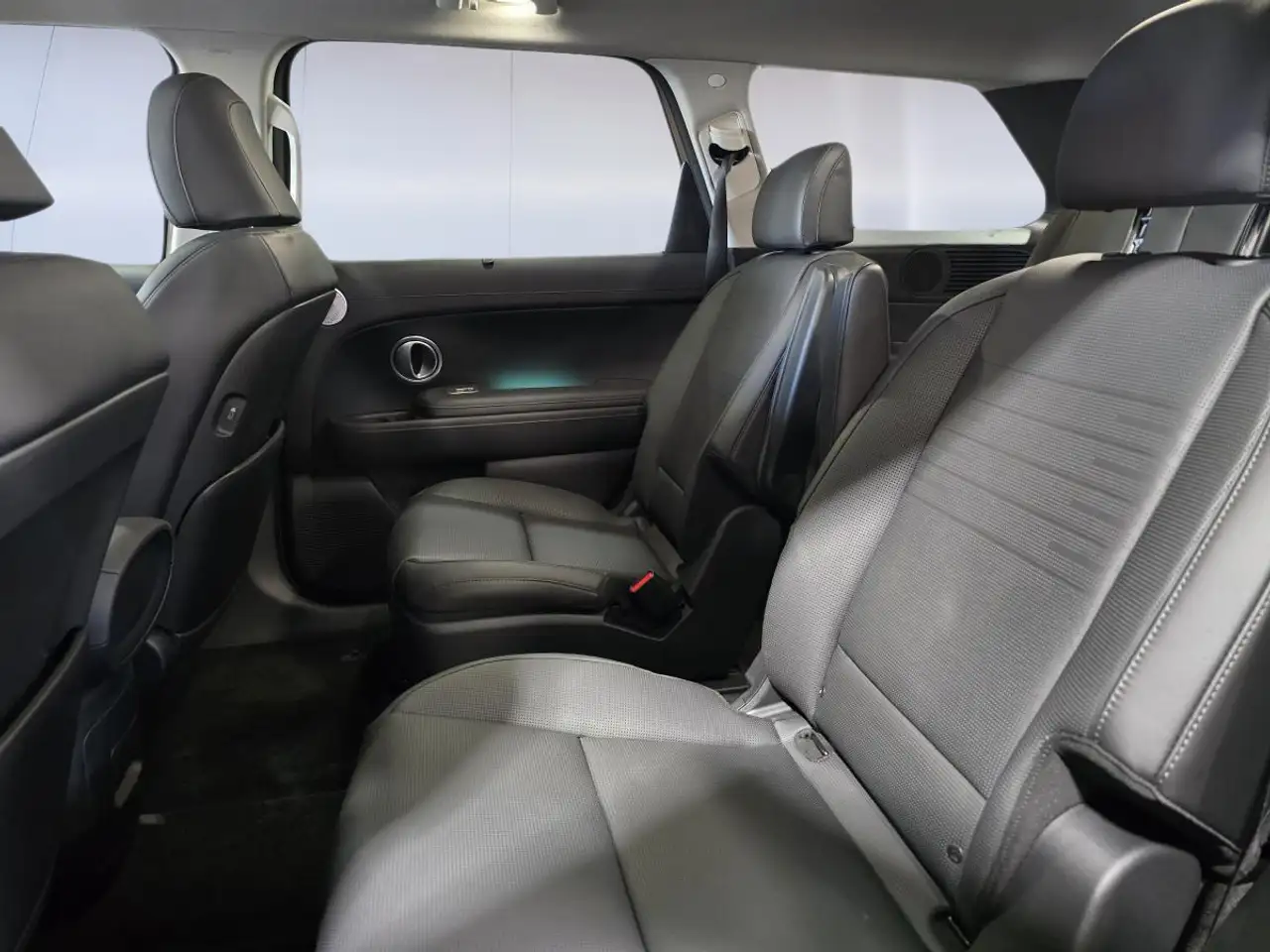 Hyundai PALISADE Hybrid снимка Hyundai PALISADE Hybrid