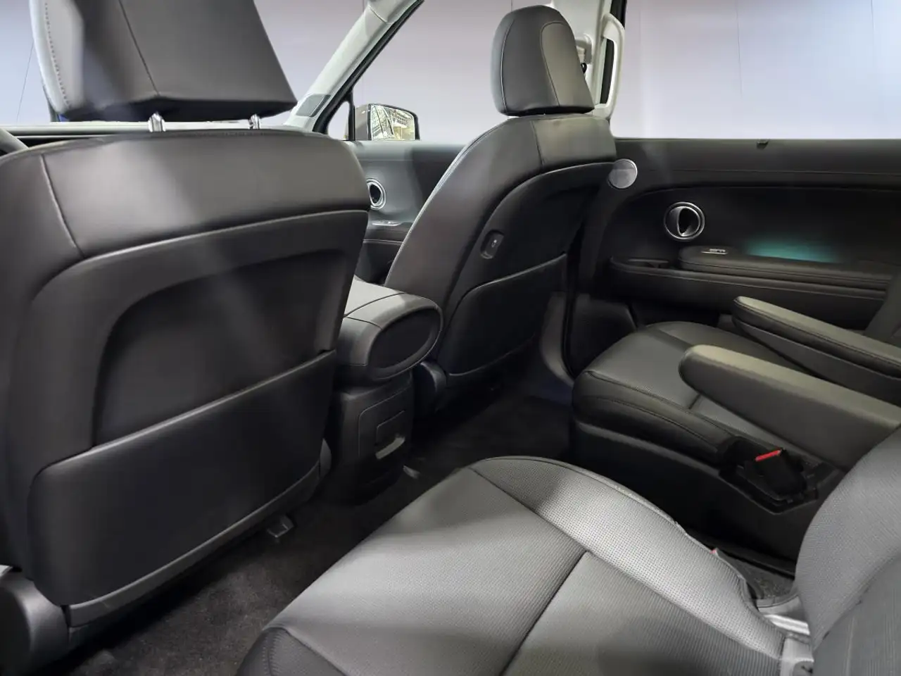 Hyundai PALISADE Hybrid снимка Hyundai PALISADE Hybrid