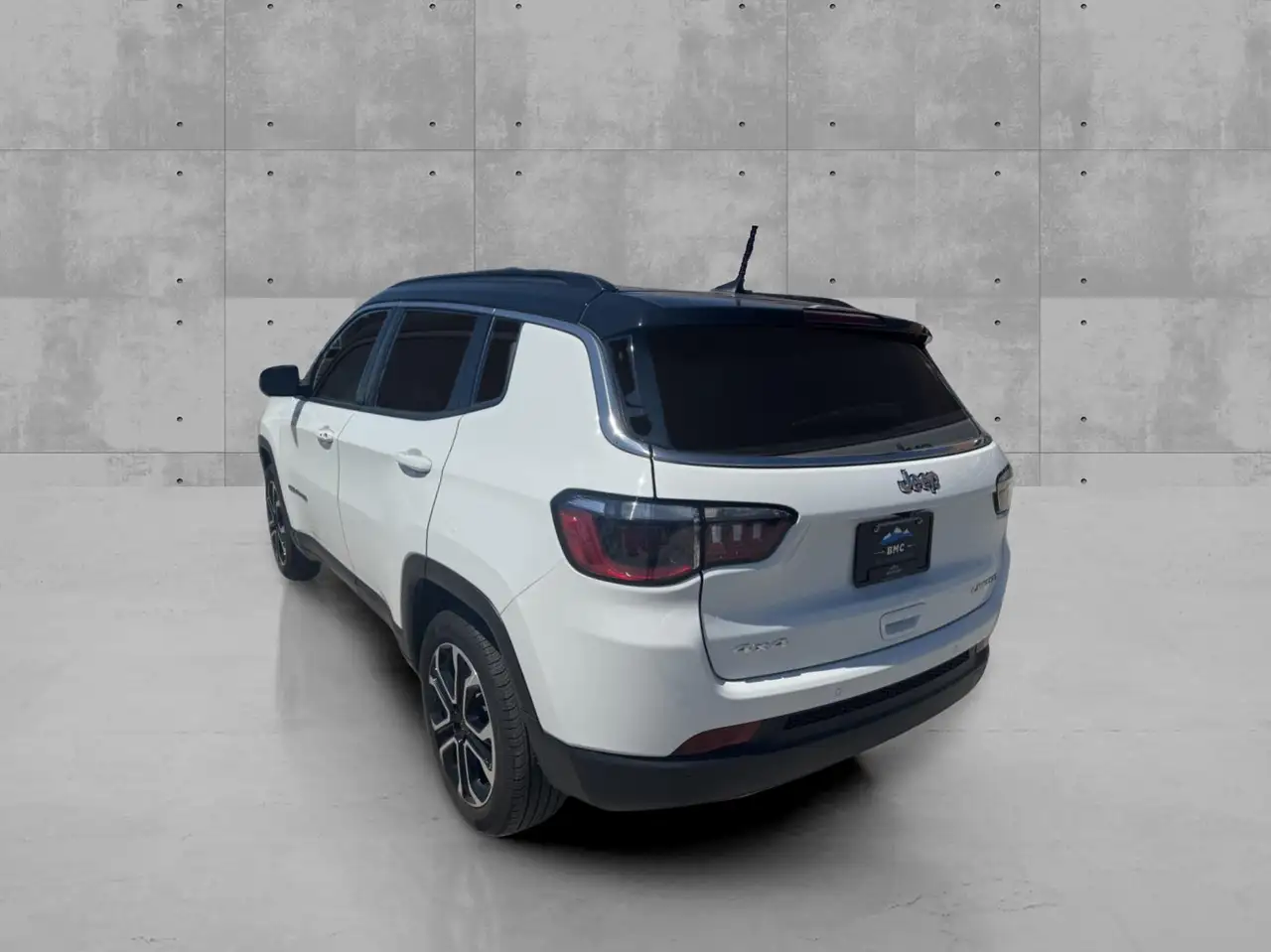 Jeep Compass photo Jeep Compass