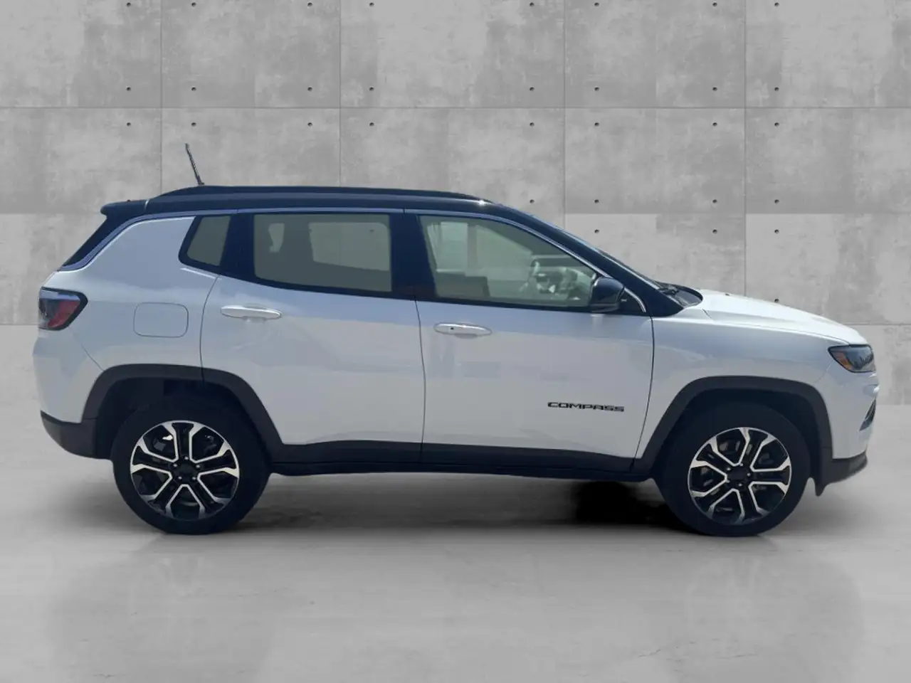 Jeep Compass photo Jeep Compass