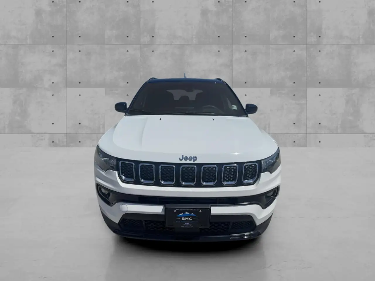 Jeep Compass photo Jeep Compass