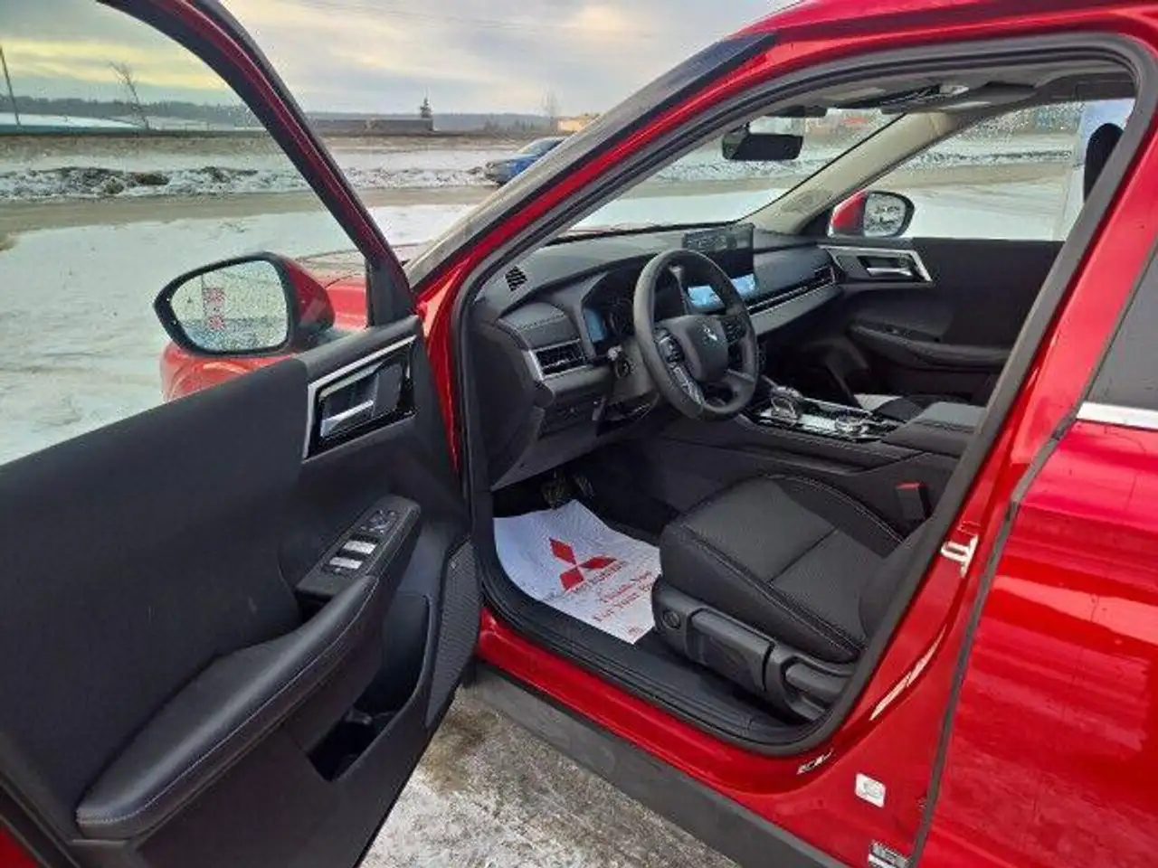 Mitsubishi Outlander снимка Mitsubishi Outlander