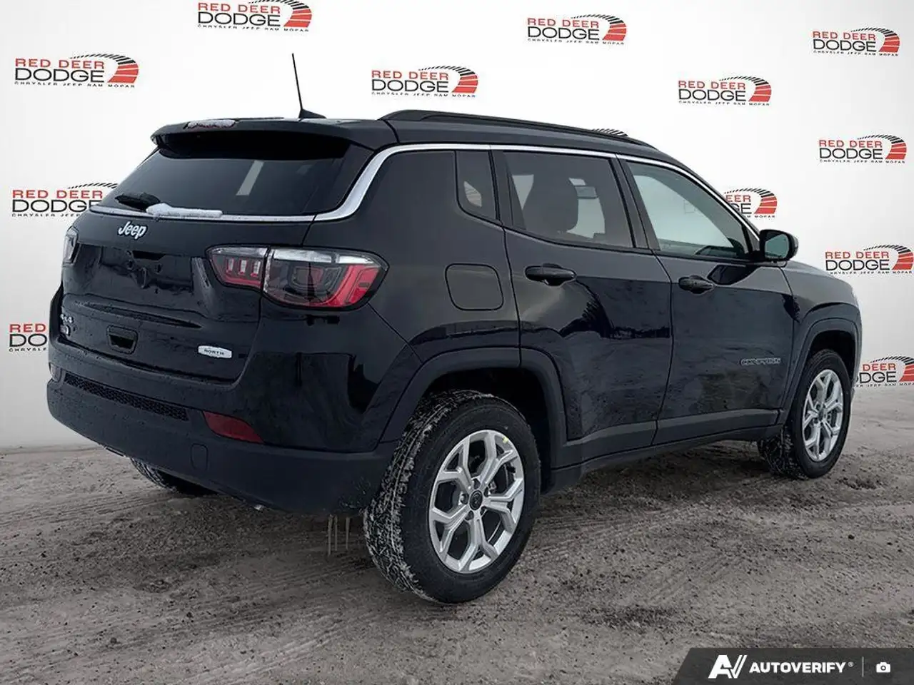 Jeep Compass снимка Jeep Compass