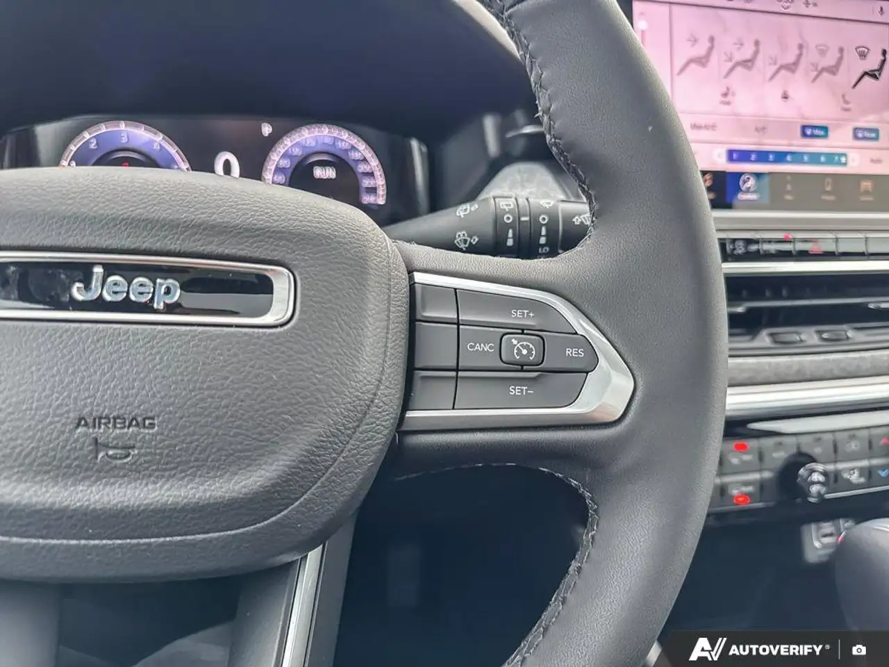 Jeep Compass снимка Jeep Compass