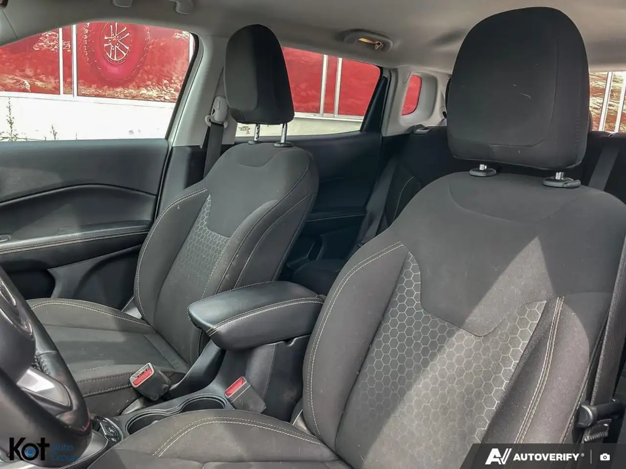 Jeep Compass снимка Jeep Compass