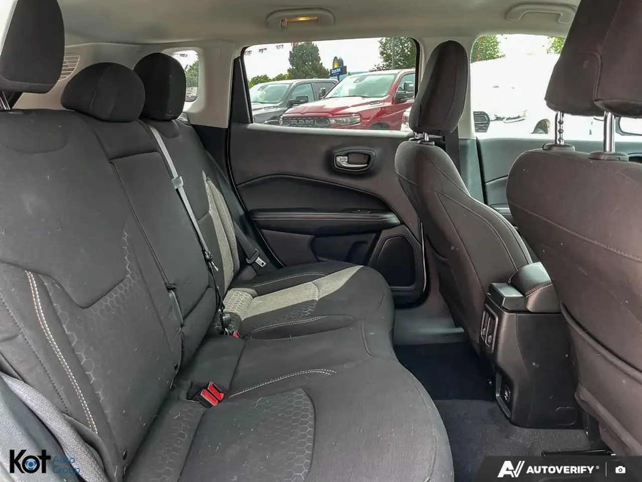Jeep Compass снимка Jeep Compass
