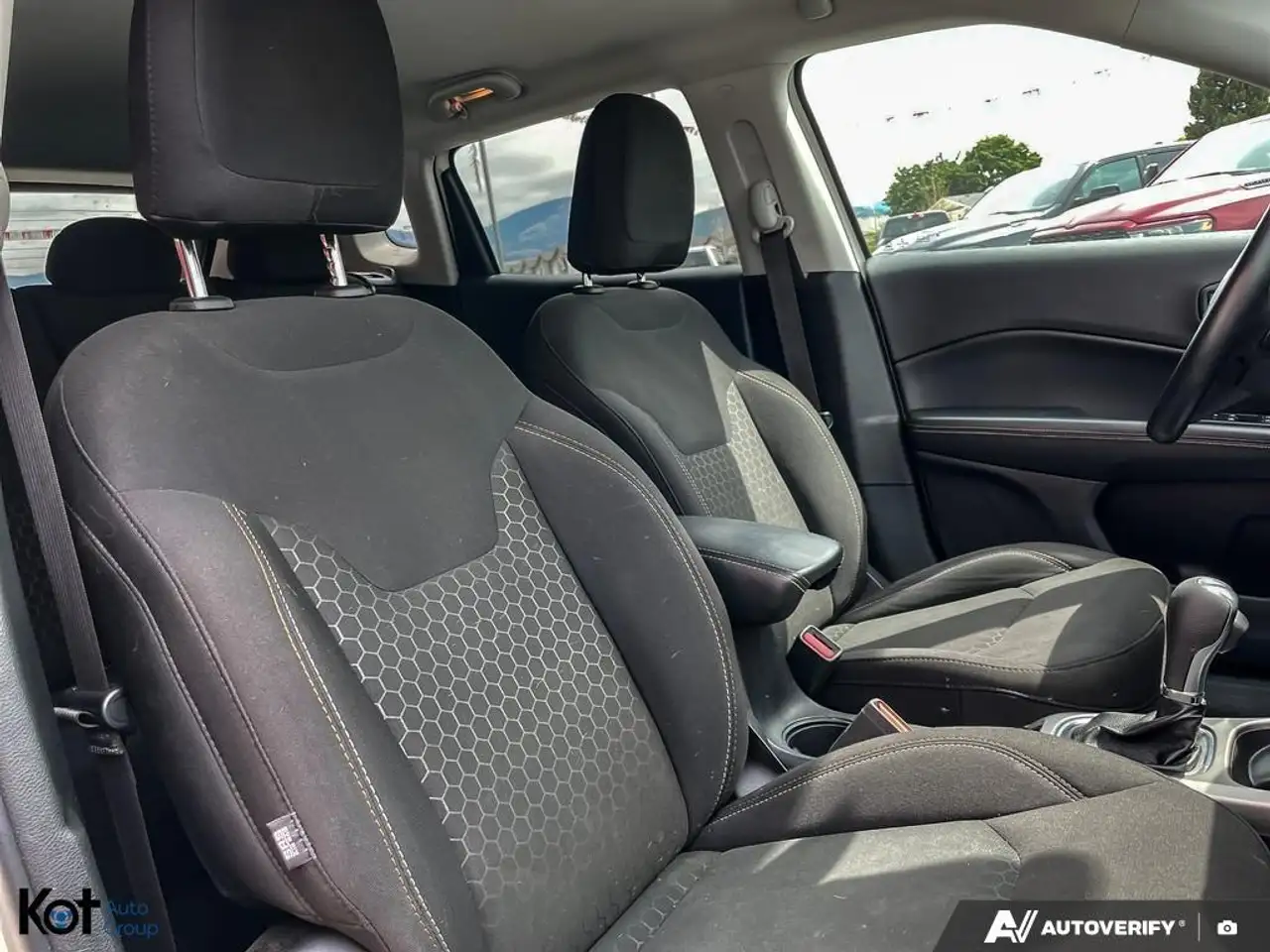 Jeep Compass снимка Jeep Compass