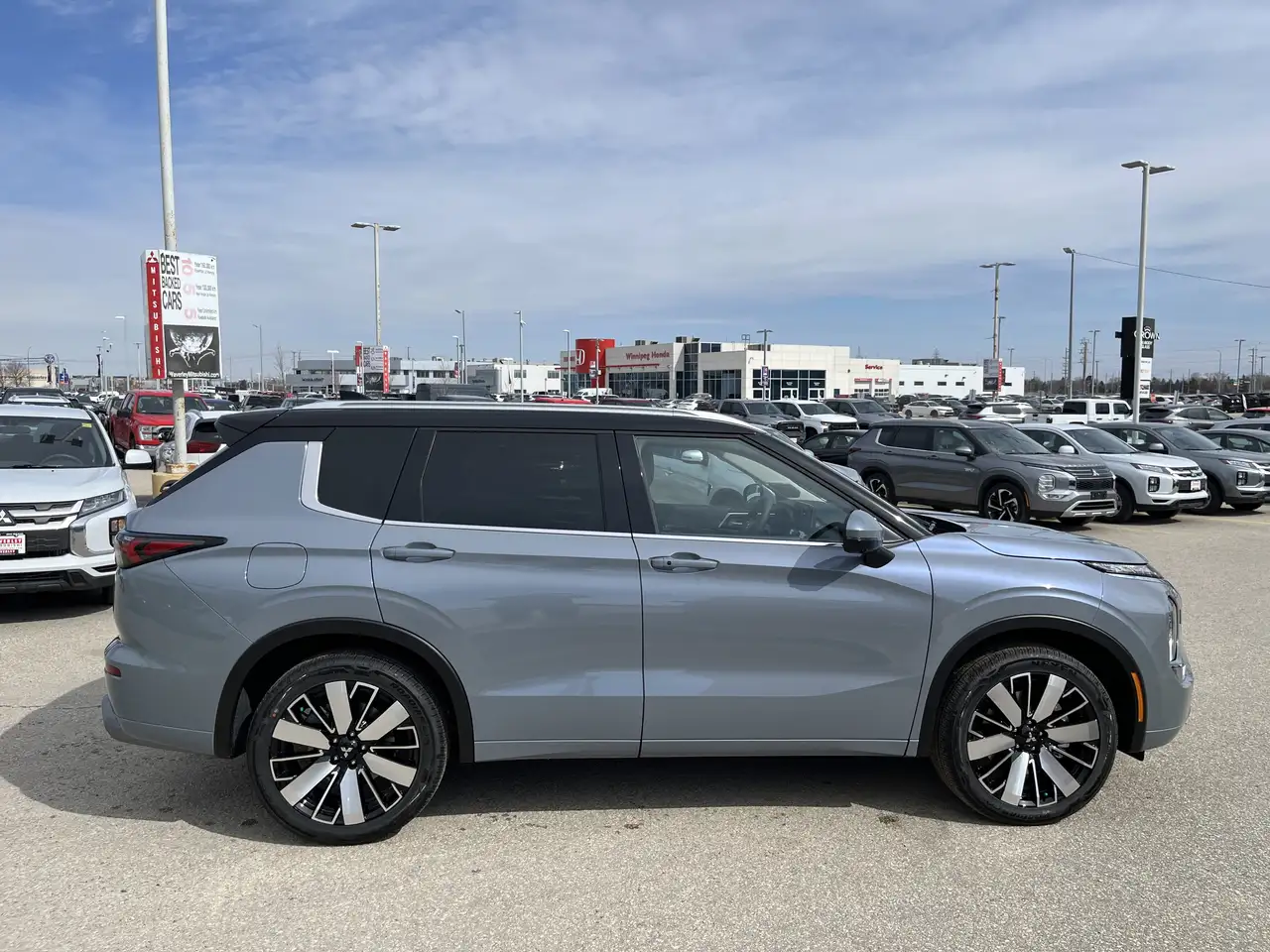 Mitsubishi Outlander снимка Mitsubishi Outlander