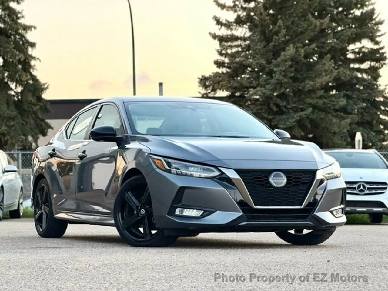 Nissan Sentra fotografie Nissan Sentra
