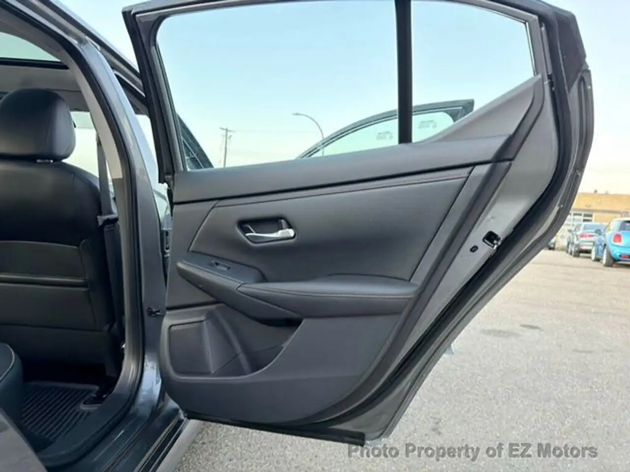 Nissan Sentra fotografie Nissan Sentra