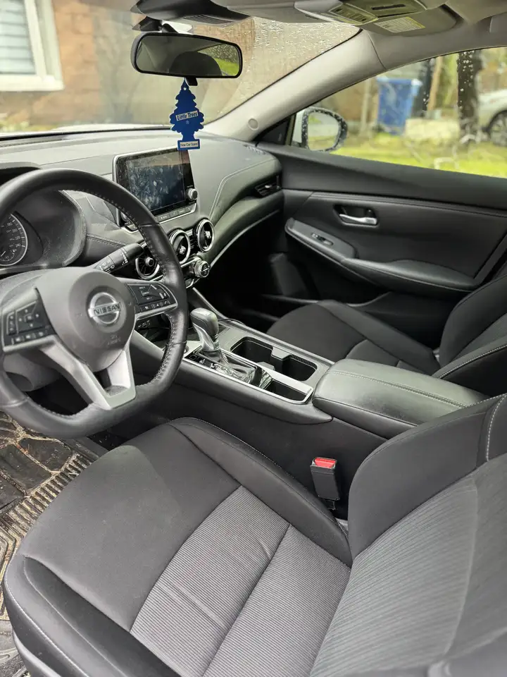 Nissan Sentra снимка Nissan Sentra