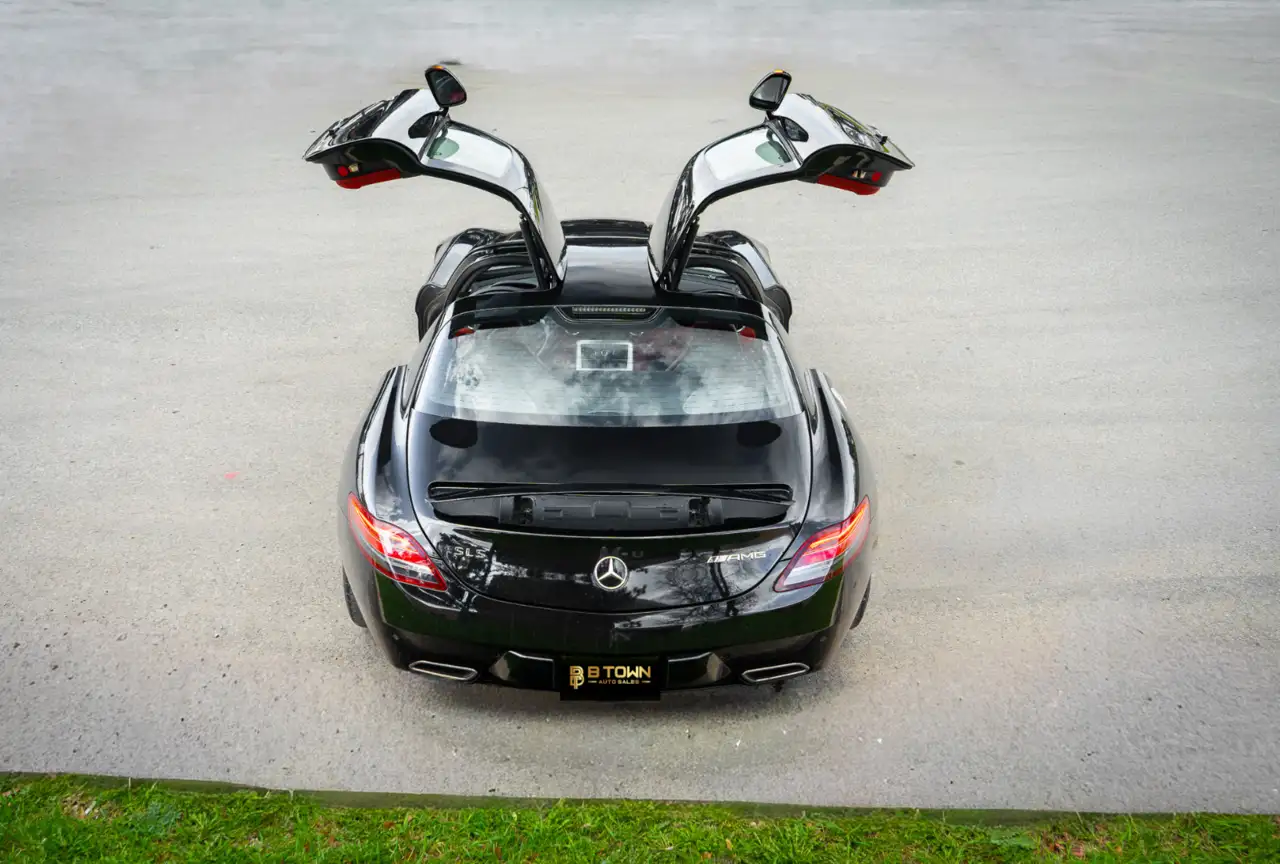 Mercedes-Benz SLS снимка Mercedes-Benz SLS