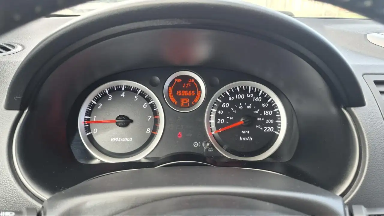 Nissan Sentra снимка Nissan Sentra